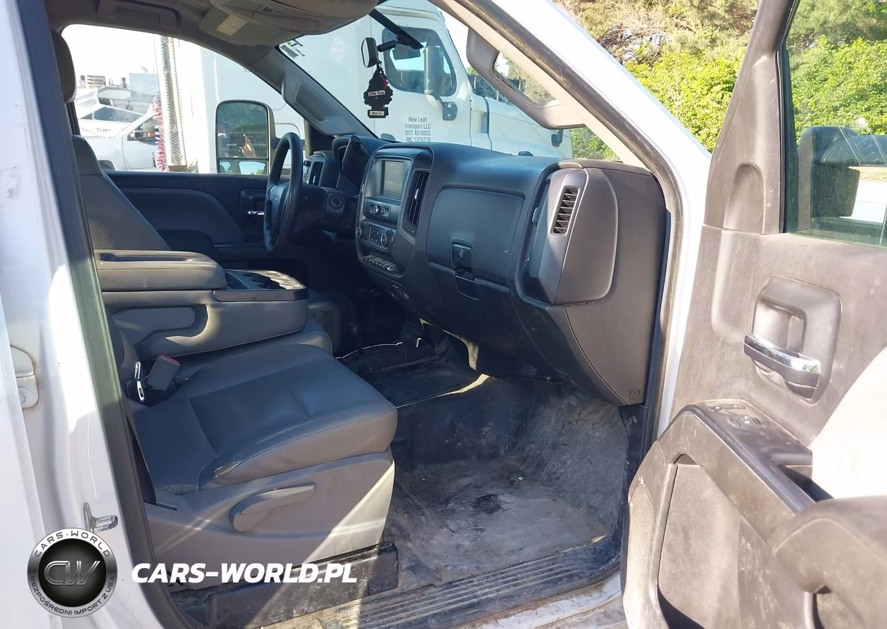 2018 Chevrolet Silverado 3500Hd Chassis Wt VIN:1GB4KYCG8JF107996 - 6