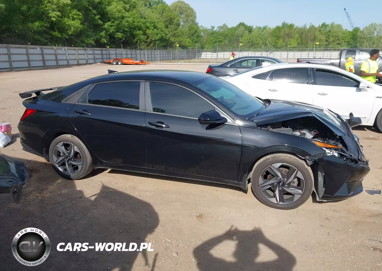 2023 Hyundai Elantra Sel VIN:5NPLS4AG9PH109743 - 13