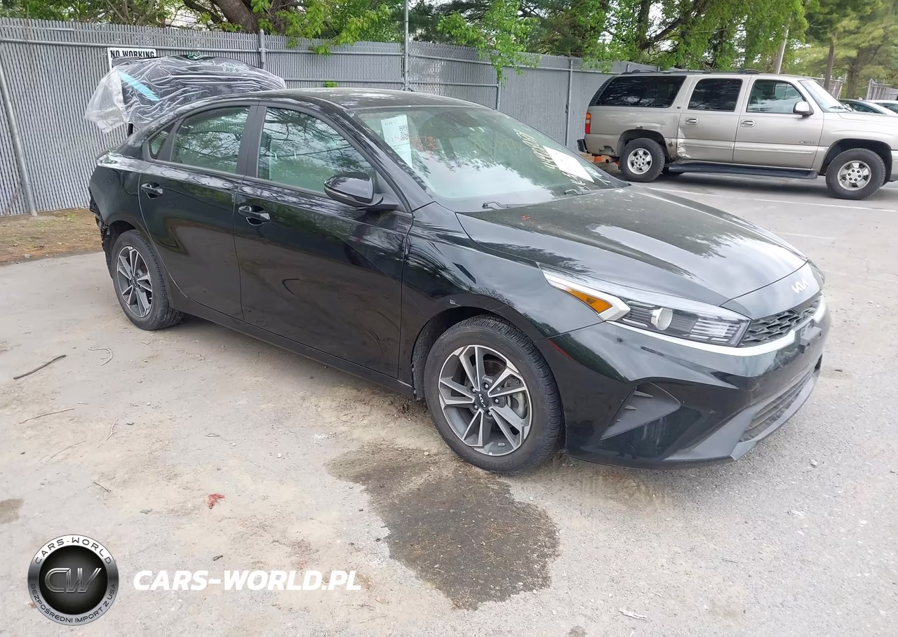2023 Kia Forte Lxs – zdjęcie 1 z 22