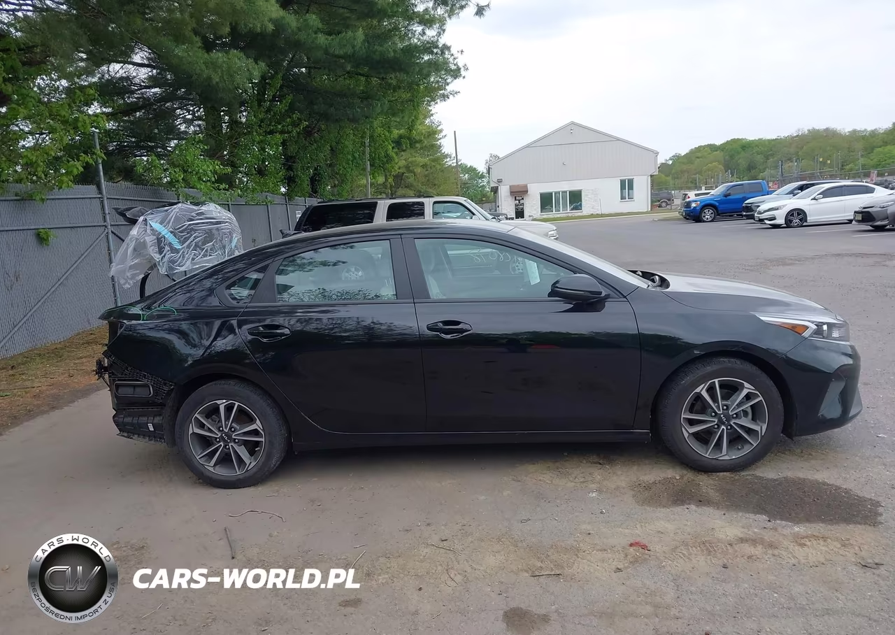 2023 Kia Forte Lxs VIN:3KPF24AD2PE662029 - 14
