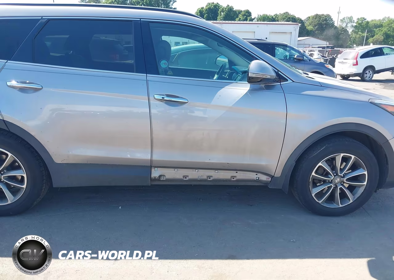 2018 Hyundai Santa Fe Se VIN:KM8SN4HF0JU266442 - 6