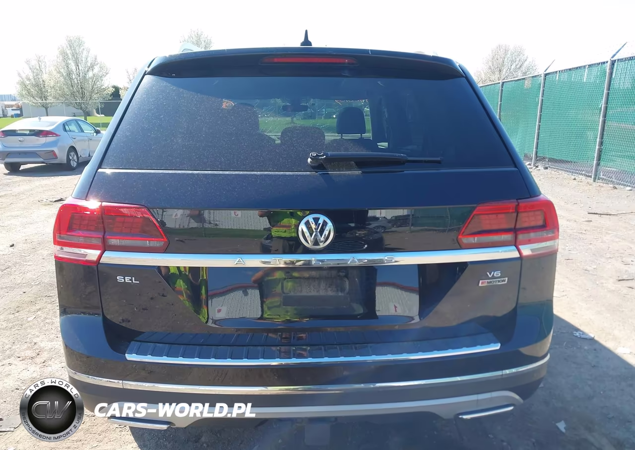 2018 Volkswagen Atlas 3.6L V6 Sel Premium VIN:1V2NR2CA0JC547389 - 16