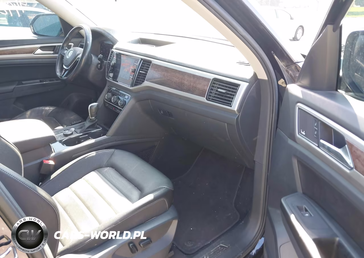 2018 Volkswagen Atlas 3.6L V6 Sel Premium VIN:1V2NR2CA0JC547389 - 5
