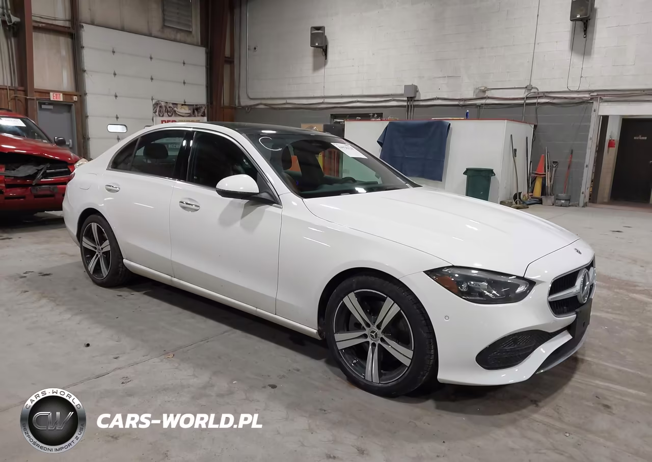 2026 Mercedes-Benz C 300 – zdjęcie 1 z 18