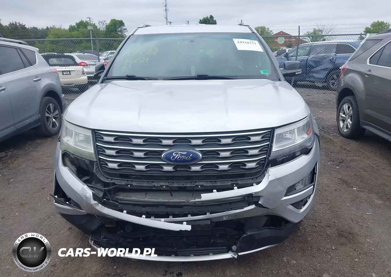 2016 Ford Explorer Xlt VIN:1FM5K8D82GGA13165 - 12