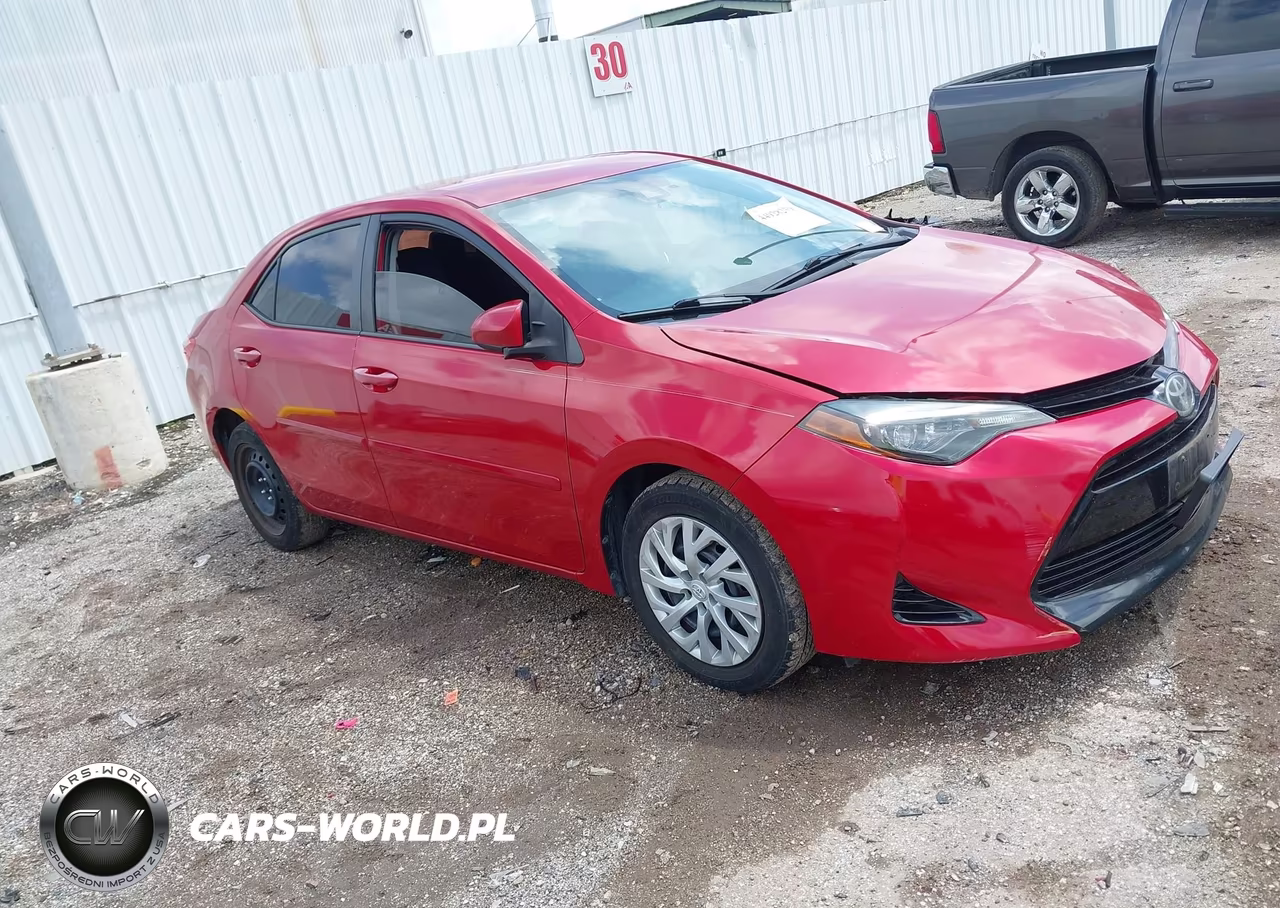 2018 Toyota Corolla Le – zdjęcie 1 z 17