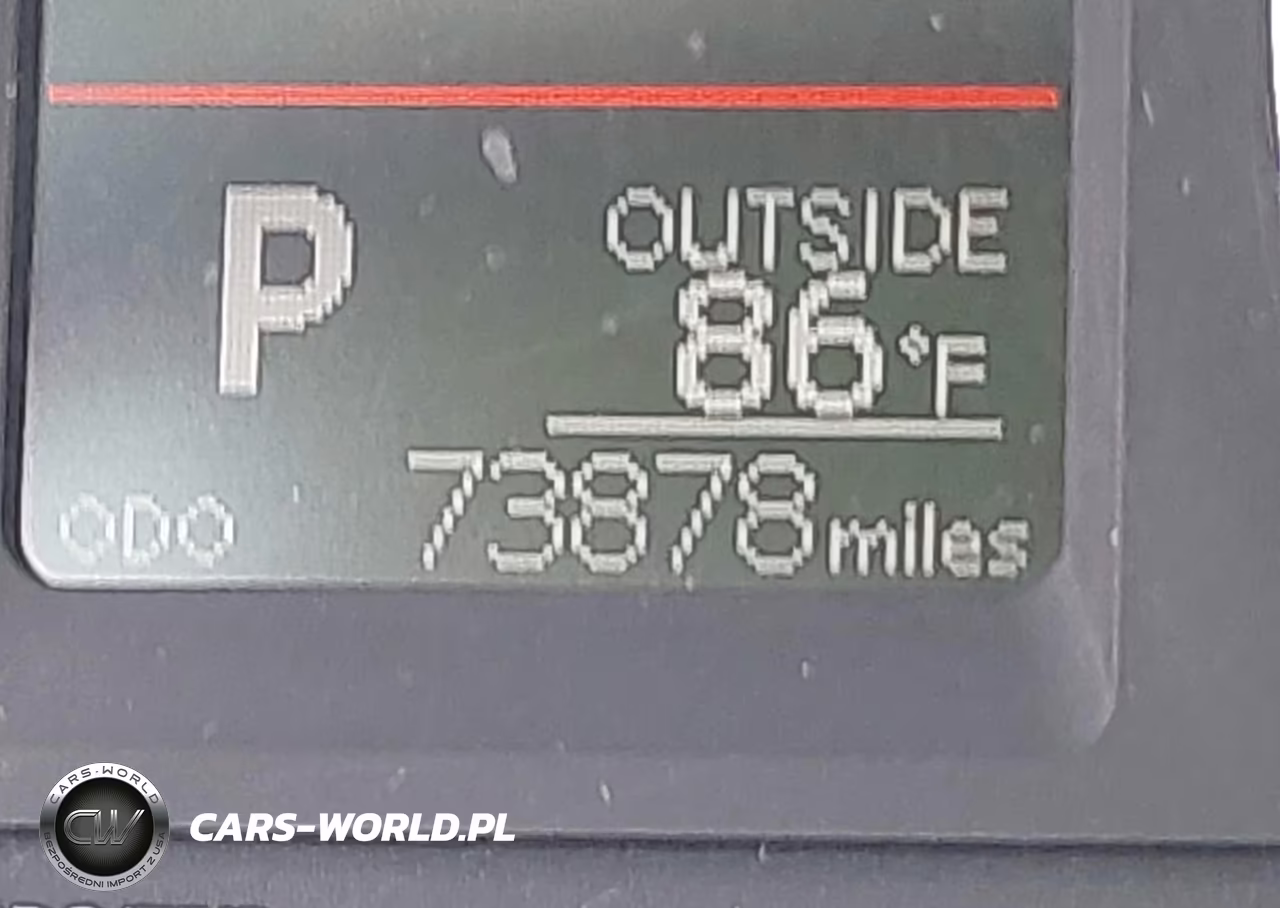 2018 Toyota Corolla Le VIN:5YFBURHEXJP771137 - 16