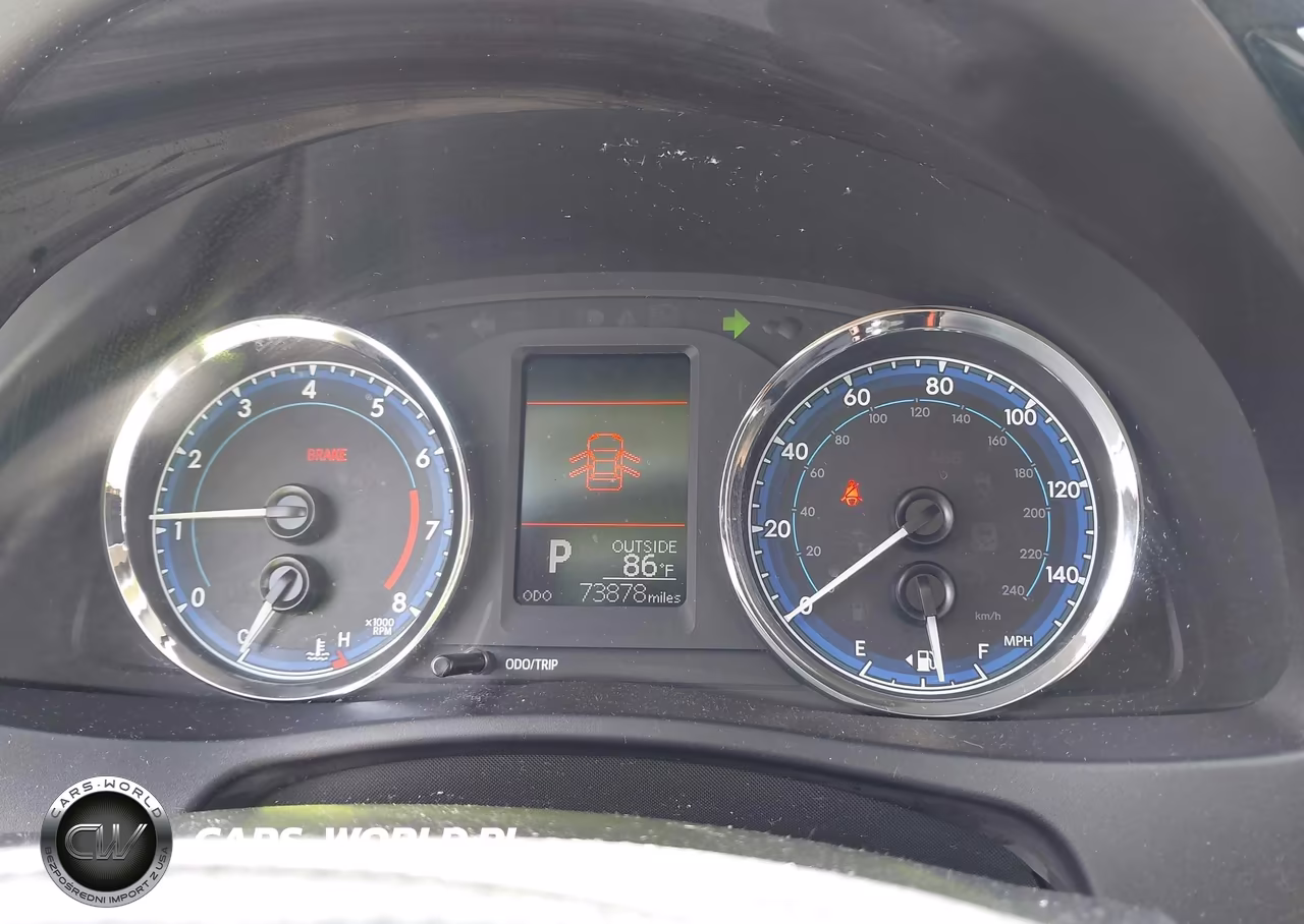 2018 Toyota Corolla Le VIN:5YFBURHEXJP771137 - 7