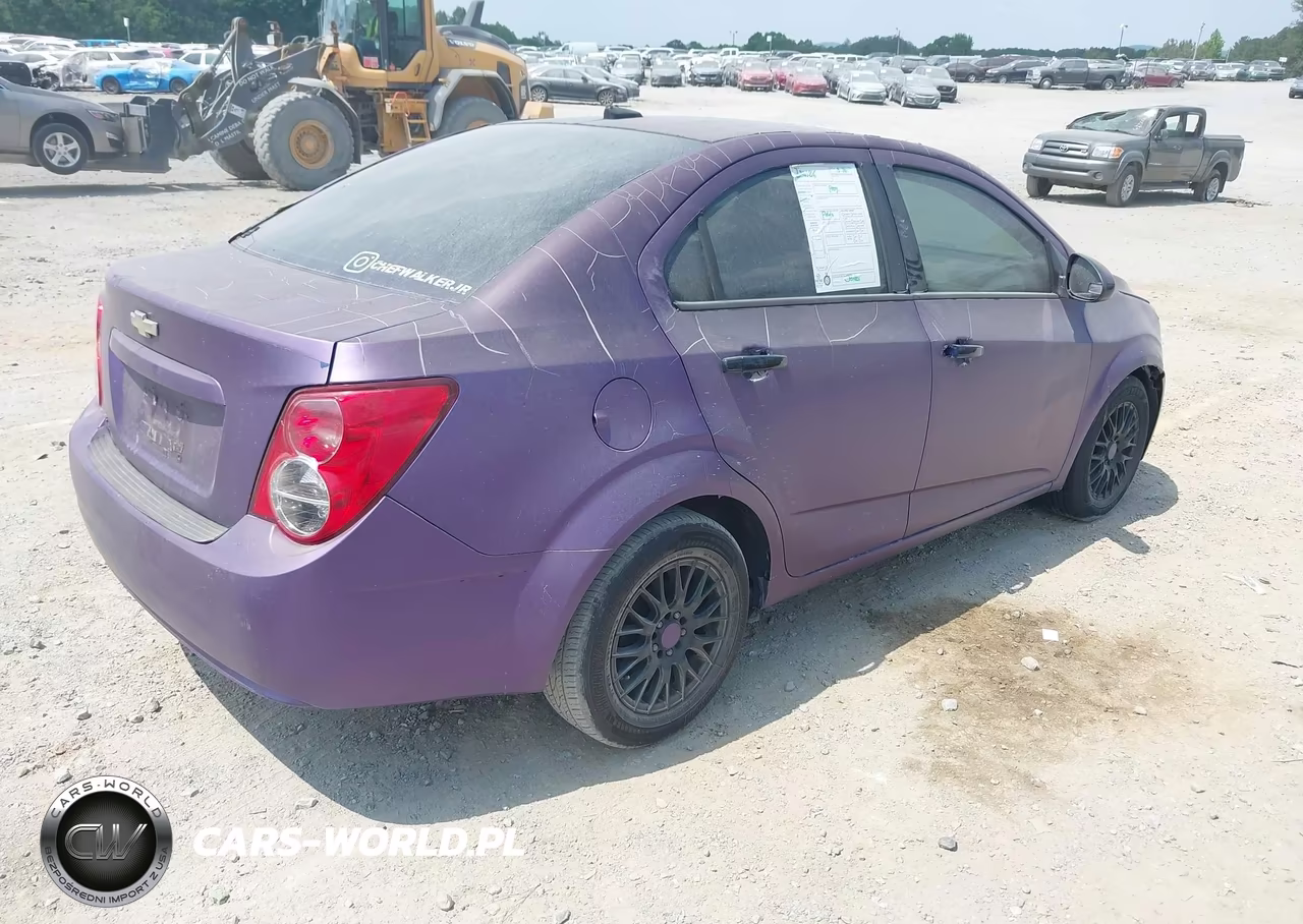 2012 Chevrolet Sonic 2Ls VIN:1G1JA5SH3C4200443 - 4