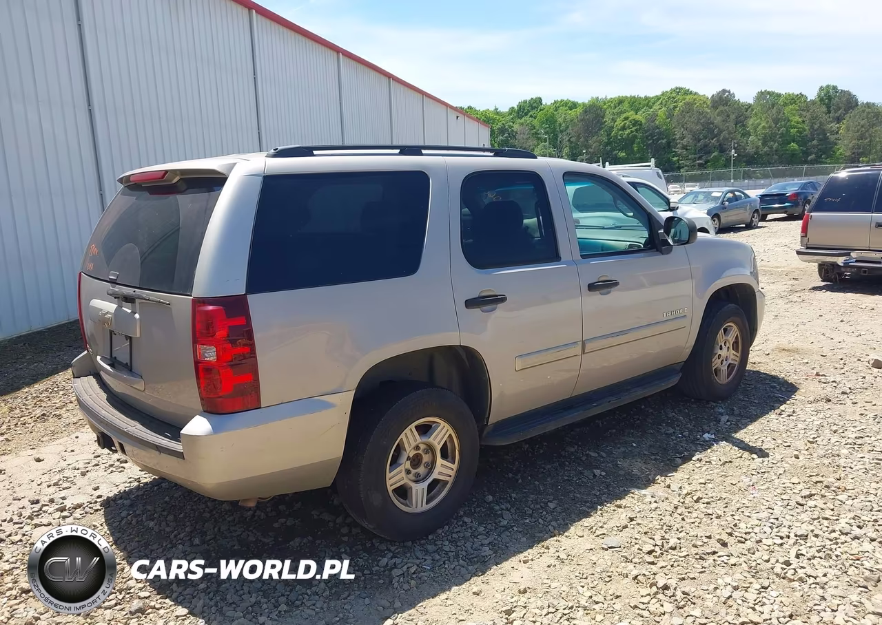 2008 Chevrolet Tahoe Ls VIN:1GNFC13C68J199212 - 4