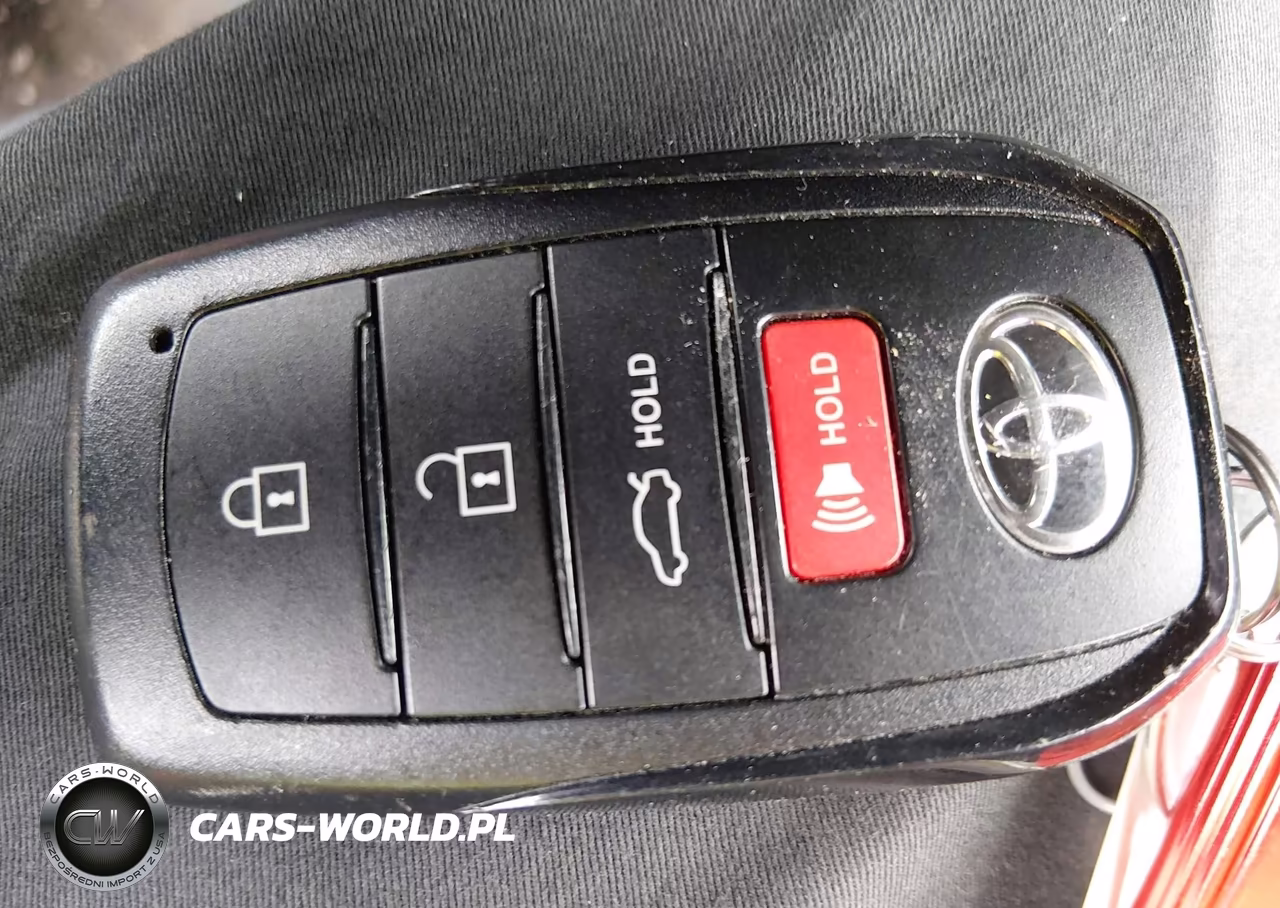2025 Toyota Camry Le VIN:4T1DAACK0SU079808 - 11