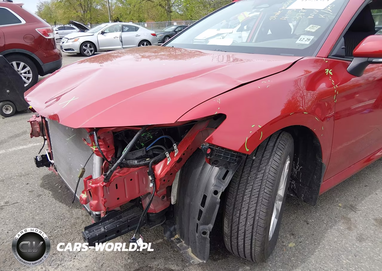 2025 Toyota Camry Le VIN:4T1DAACK0SU079808 - 18