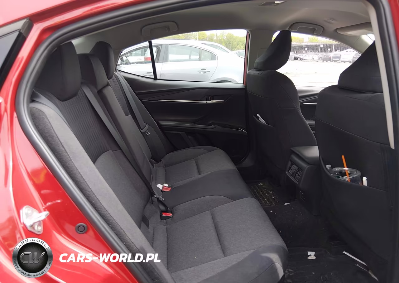2025 Toyota Camry Le VIN:4T1DAACK0SU079808 - 8