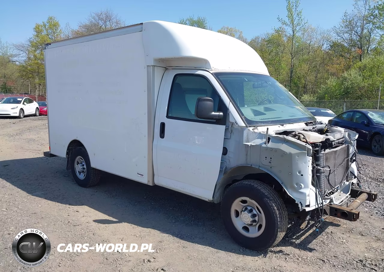 2018 Chevrolet Express Cutaway Work Van