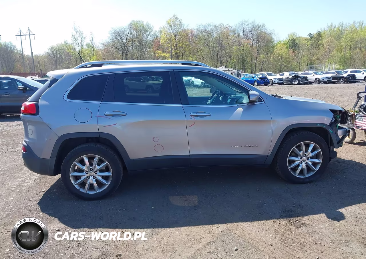 2015 Jeep Cherokee Limited VIN:1C4PJMDS5FW647434 - 13