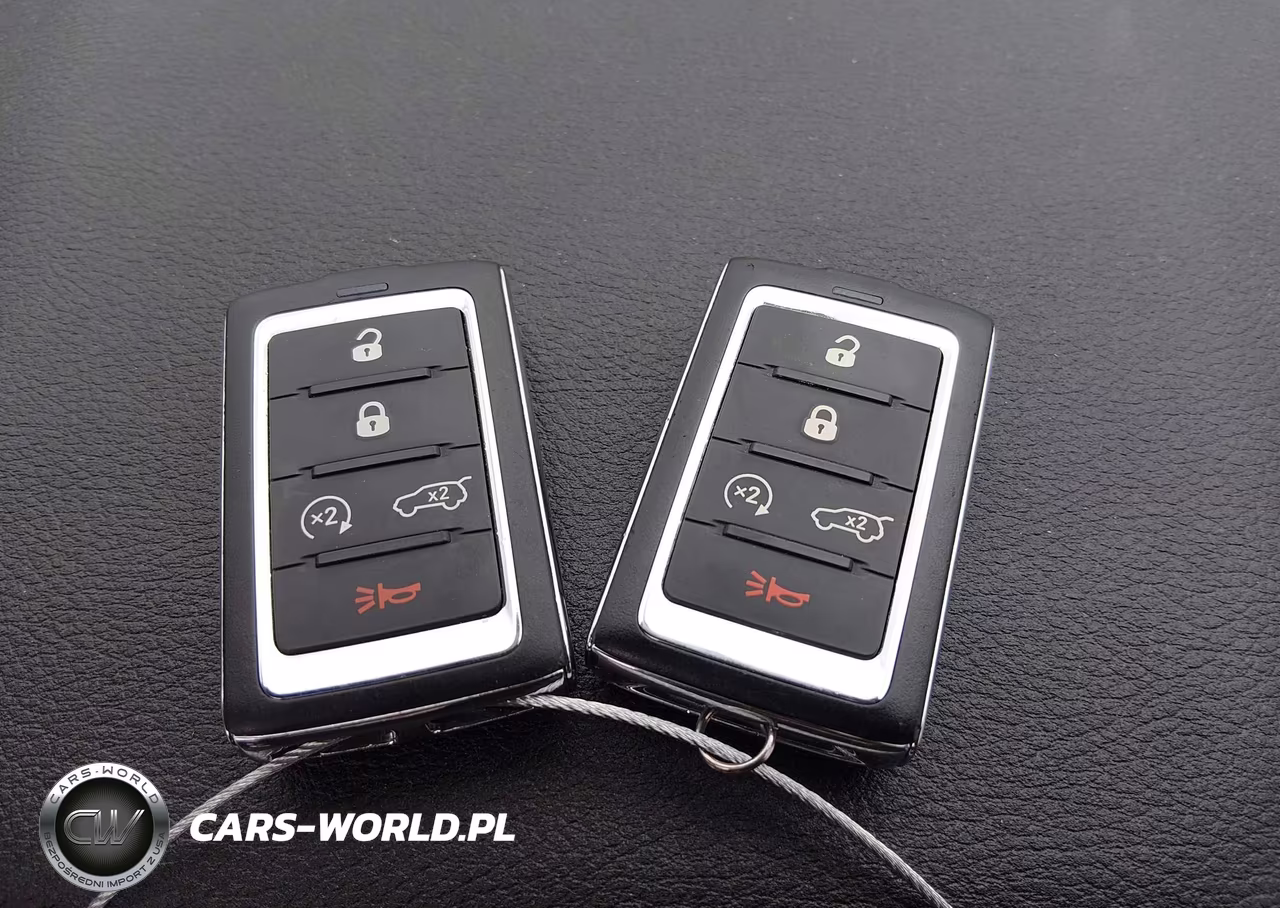 2023 Jeep Grand Cherokee L Laredo 4X4 VIN:1C4RJKAGXP8807858 - 11