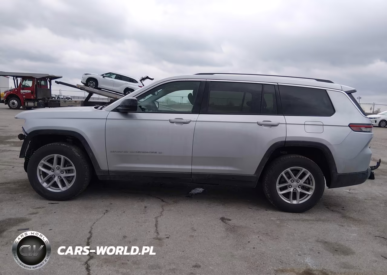 2023 Jeep Grand Cherokee L Laredo 4X4 VIN:1C4RJKAGXP8807858 - 15