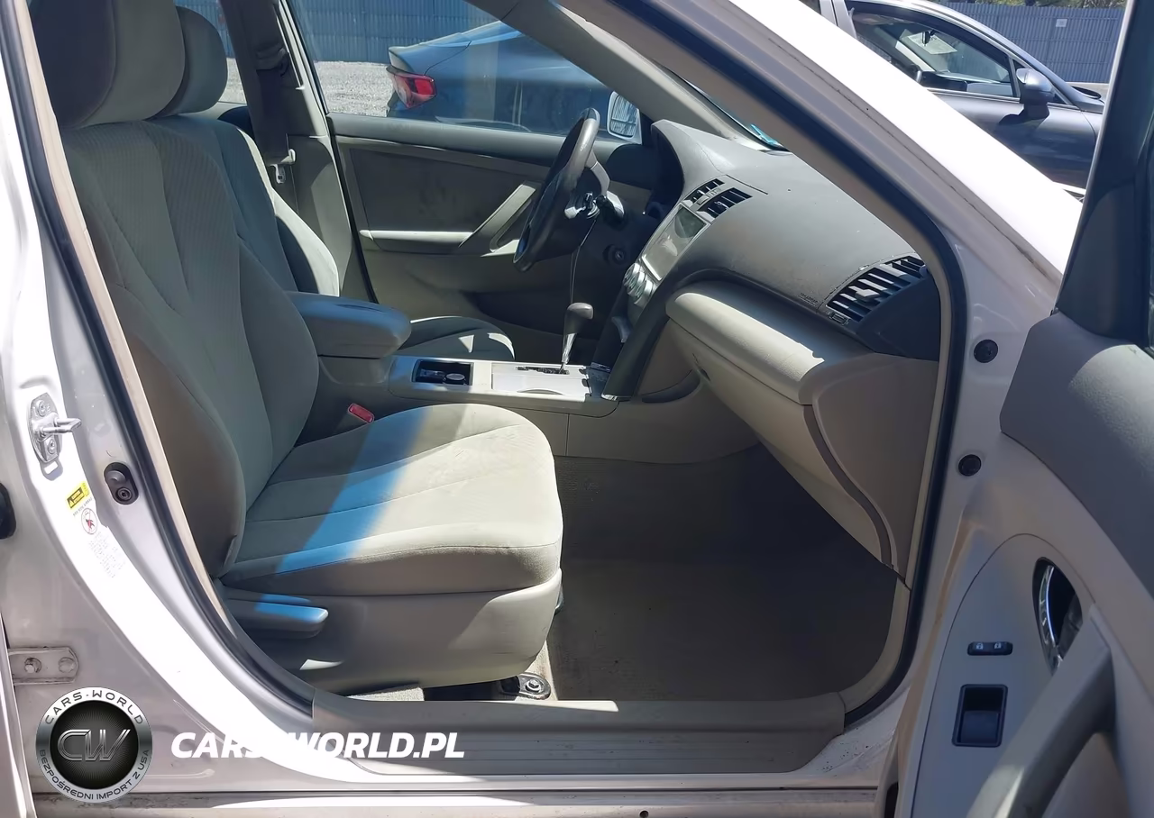 2008 Toyota Camry Le VIN:4T1BE46K88U758842 - 5