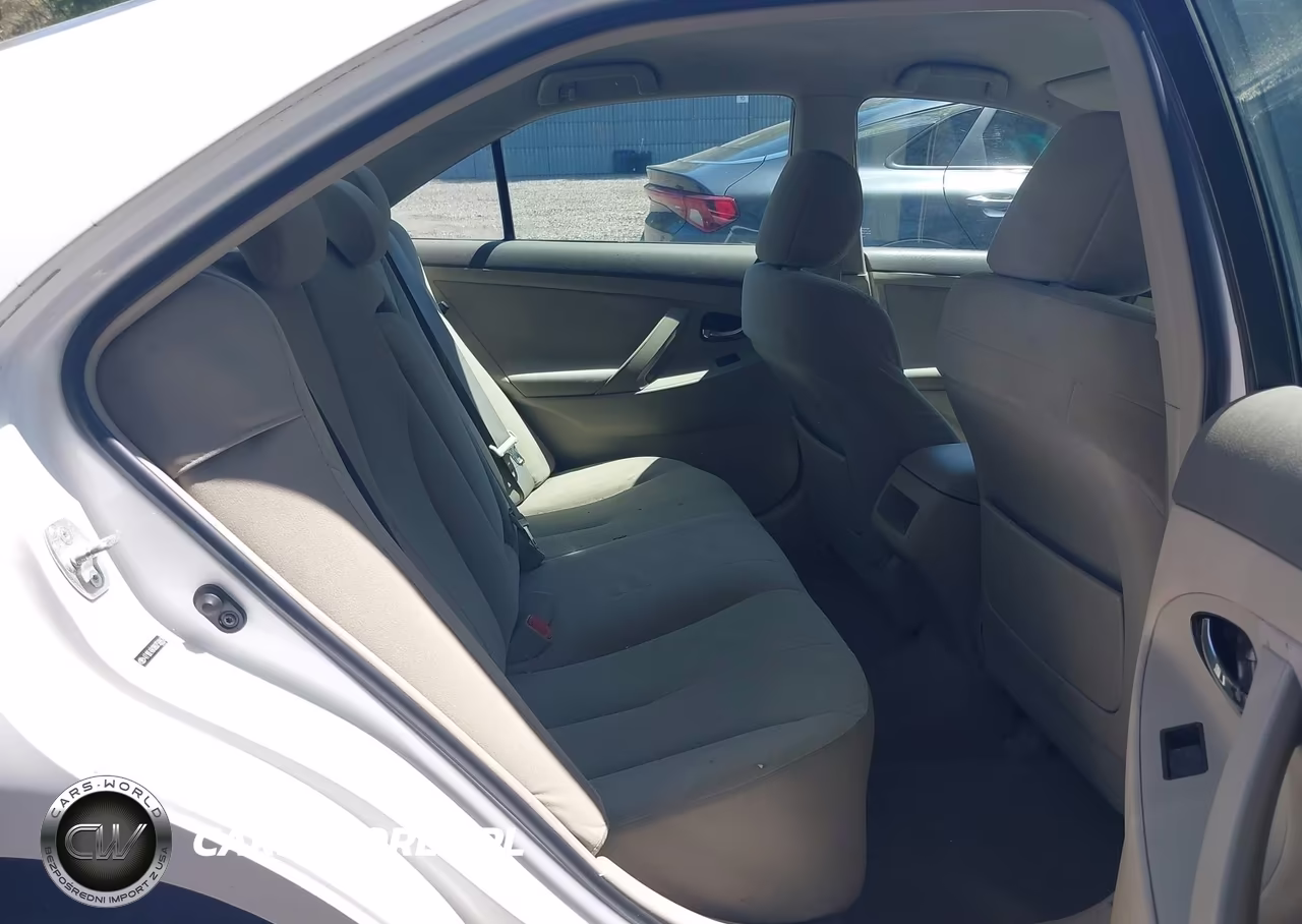 2008 Toyota Camry Le VIN:4T1BE46K88U758842 - 8