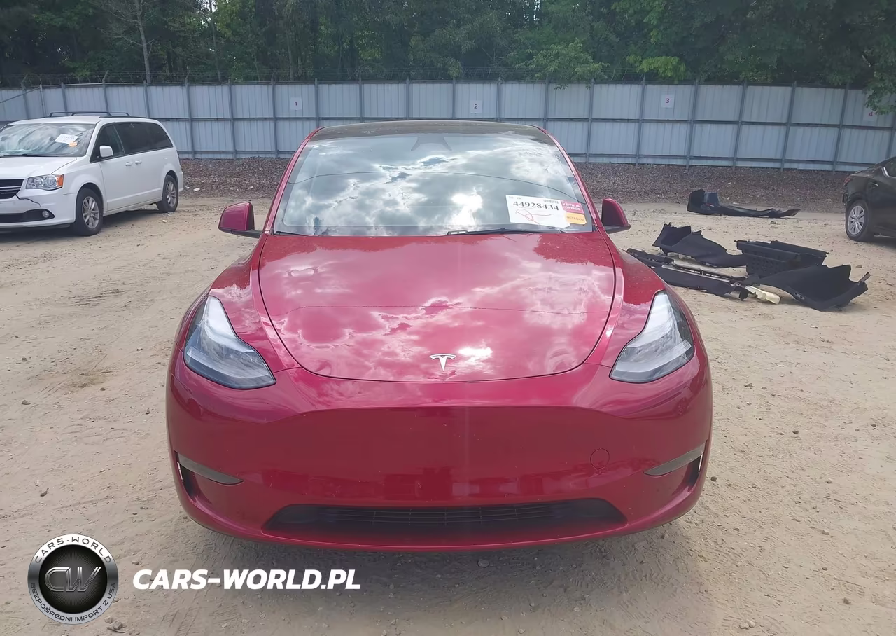 2025 Tesla Model Y Long Range Dual Motor All-Wheel Drive VIN:7SAYGDEE2SA344931 - 13