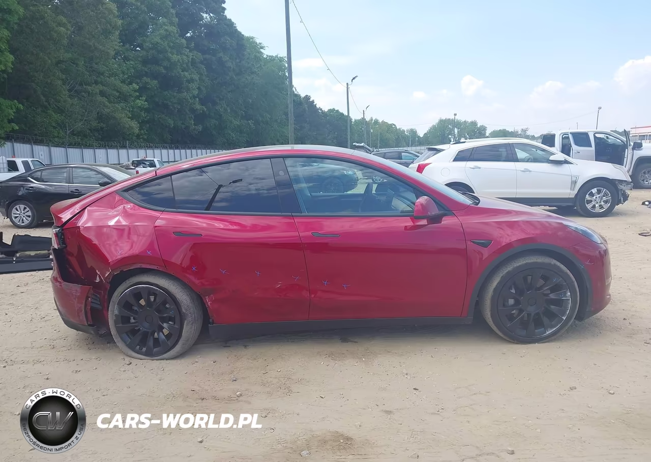 2025 Tesla Model Y Long Range Dual Motor All-Wheel Drive VIN:7SAYGDEE2SA344931 - 14