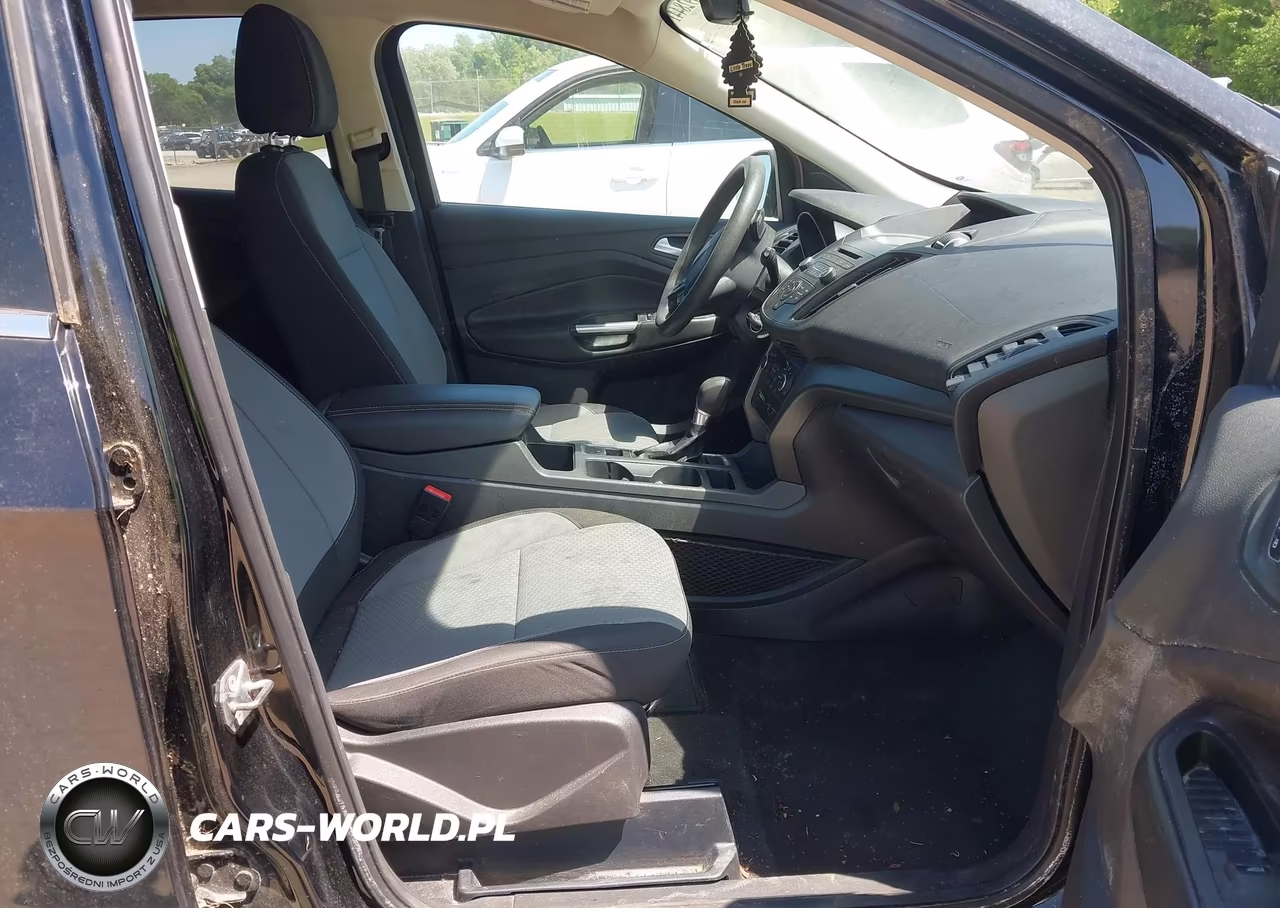 2017 Ford Escape Se VIN:1FMCU9GD3HUA02078 - 5