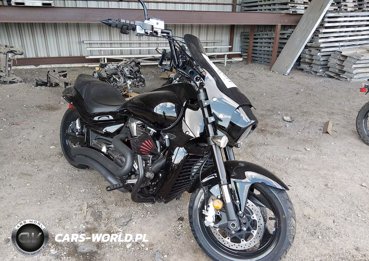 2024 Suzuki Vzr1800