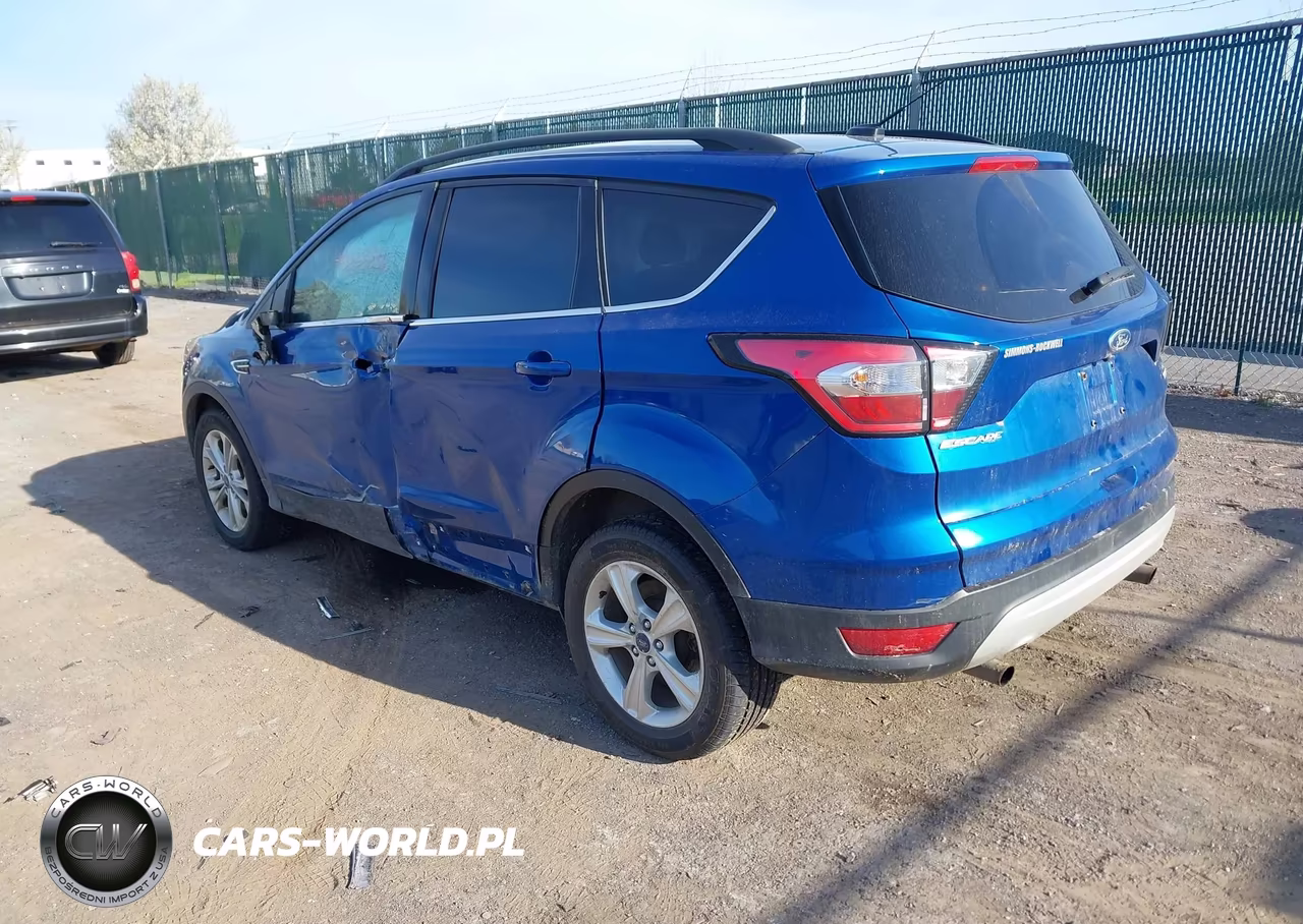 2018 Ford Escape Se VIN:1FMCU9GD4JUA39095 - 3