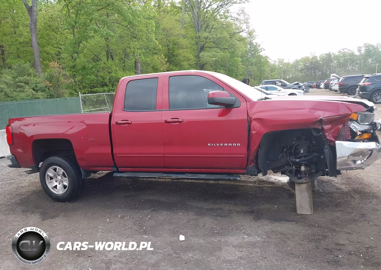 2018 Chevrolet Silverado 1500 1Lt VIN:1GCRCREC9JZ210101 - 12