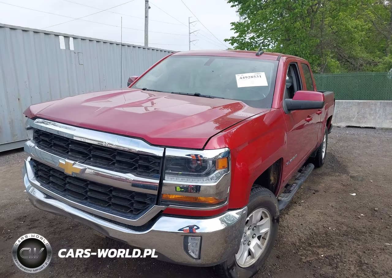 2018 Chevrolet Silverado 1500 1Lt VIN:1GCRCREC9JZ210101 - 2