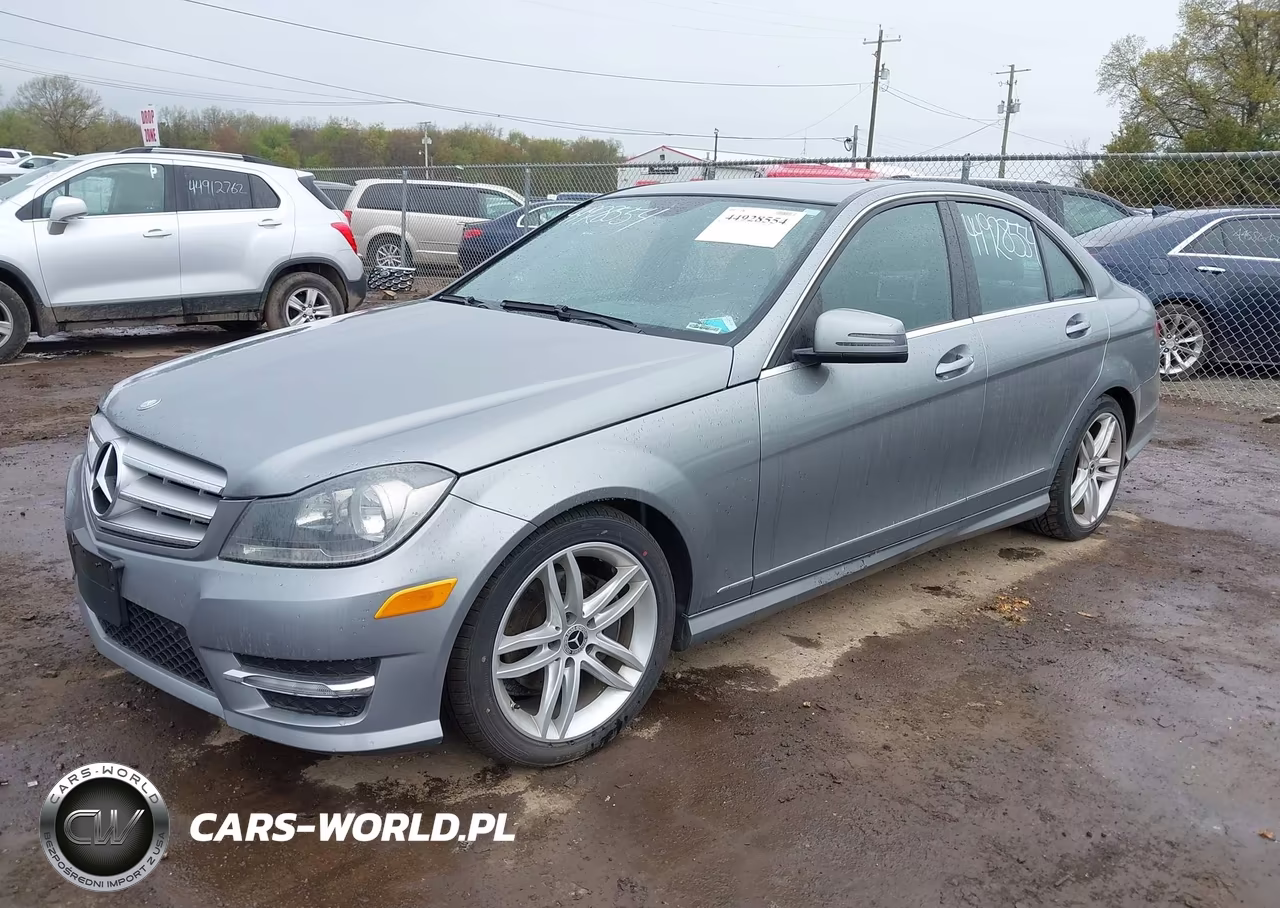 2012 Mercedes-Benz C 300 Sport 4Matic VIN:WDDGF8BB9CF879063 - 2