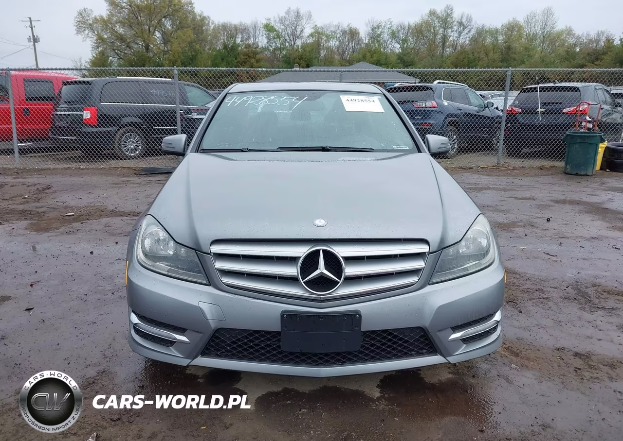 2012 Mercedes-Benz C 300 Sport 4Matic VIN:WDDGF8BB9CF879063 - 6