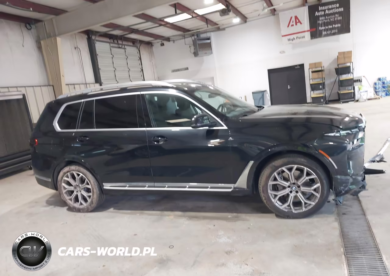2024 BMW X7 xDrive40I VIN:5UX23EM0XR9T70418 - 13