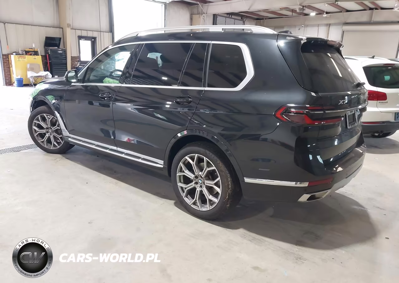 2024 BMW X7 xDrive40I VIN:5UX23EM0XR9T70418 - 3