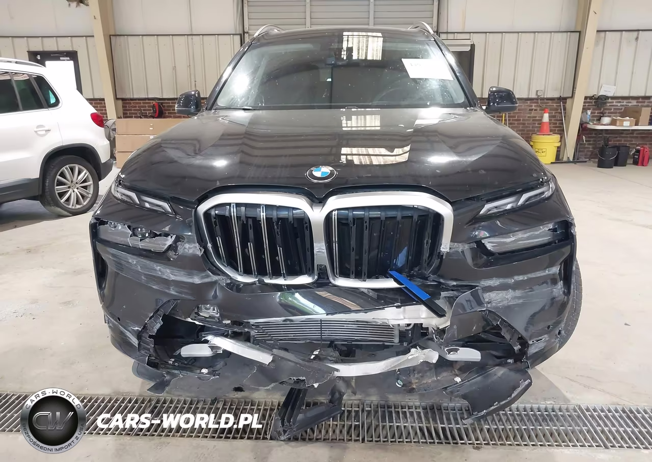 2024 BMW X7 xDrive40I VIN:5UX23EM0XR9T70418 - 6