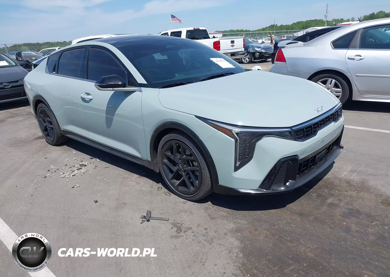 2025 Kia K4 Gt-Line Turbo