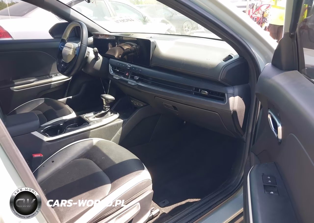 2025 Kia K4 Gt-Line Turbo VIN:3KPFW4DC7SE113071 - 5