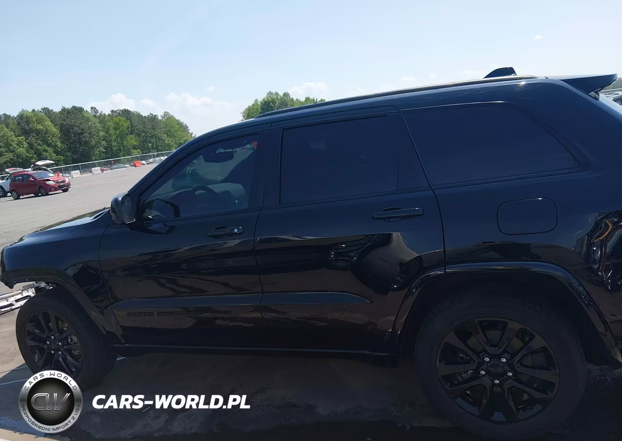 2019 Jeep Grand Cherokee Altitude 4X4 VIN:1C4RJFAG1KC772253 - 15