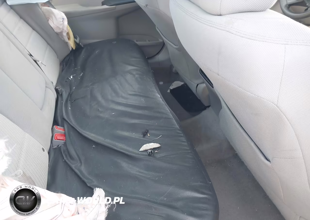2016 Toyota Camry Le VIN:4T1BF1FK0GU596652 - 8