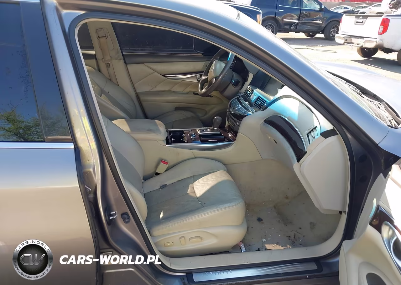 2014 Infiniti Q70 3.7X VIN:JN1BY1AR9EM320215 - 5