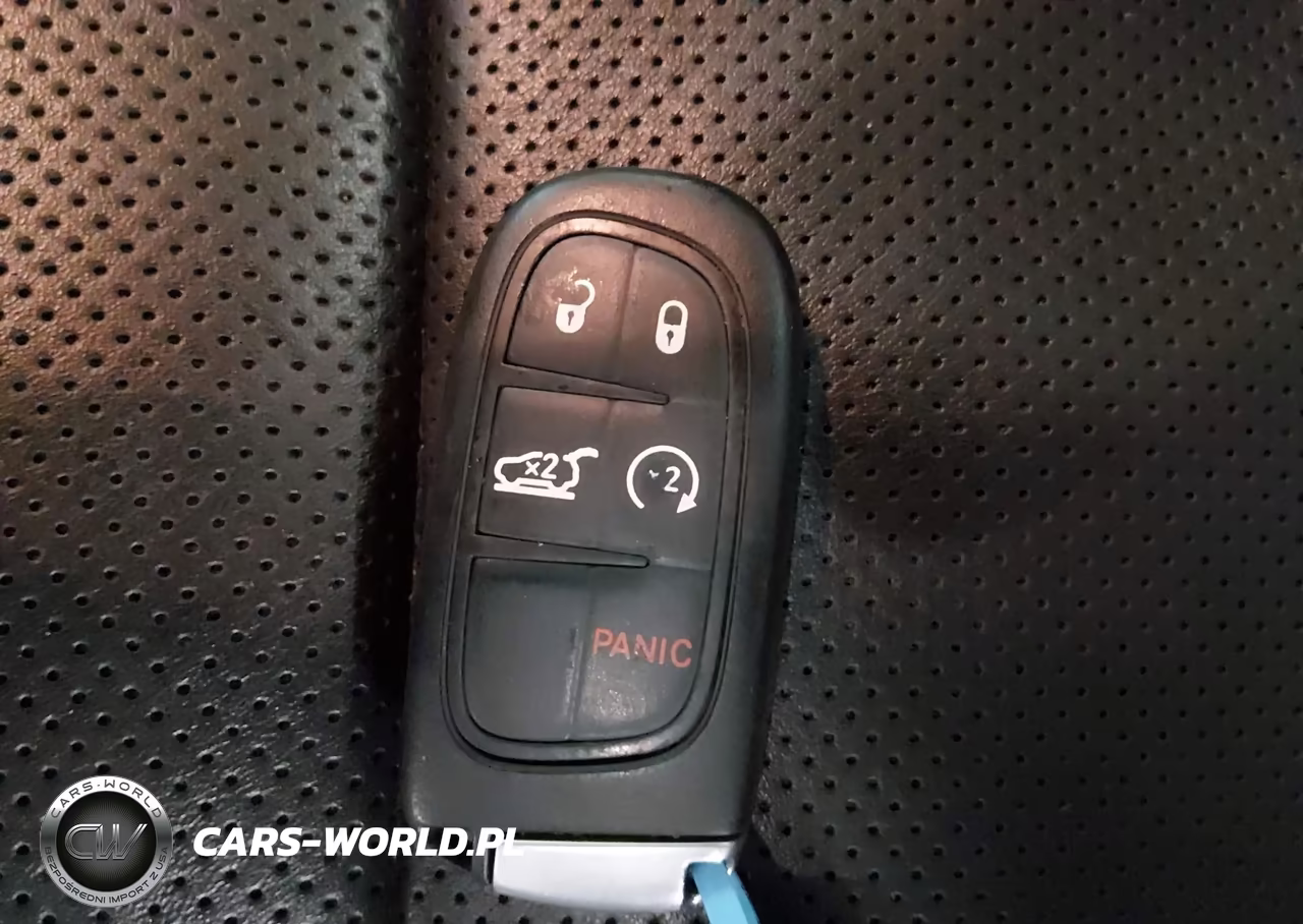 2022 Jeep Cherokee Trailhawk 4X4 VIN:1C4PJMBXXND510384 - 11
