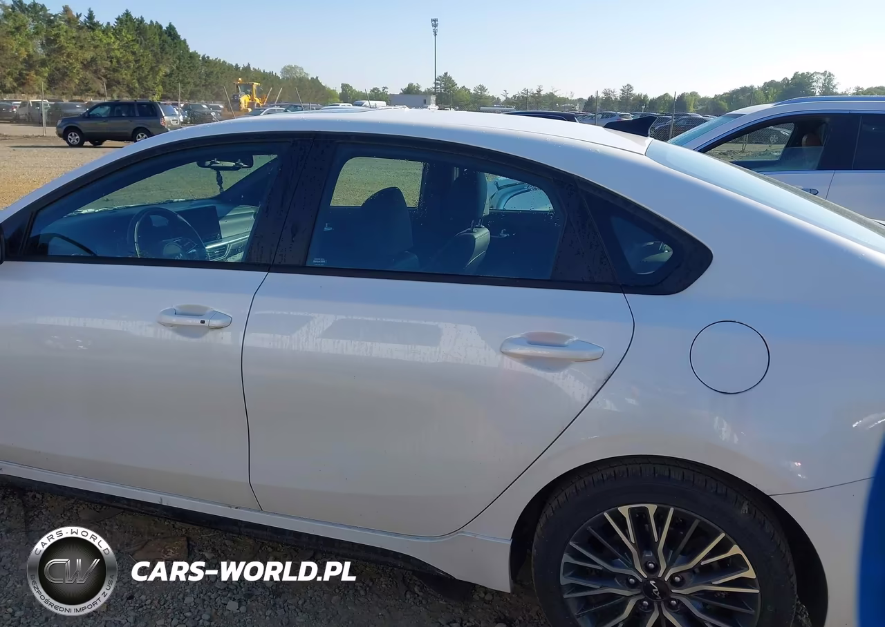 2024 Kia Forte Gt-Line VIN:3KPF54AD8RE691769 - 14