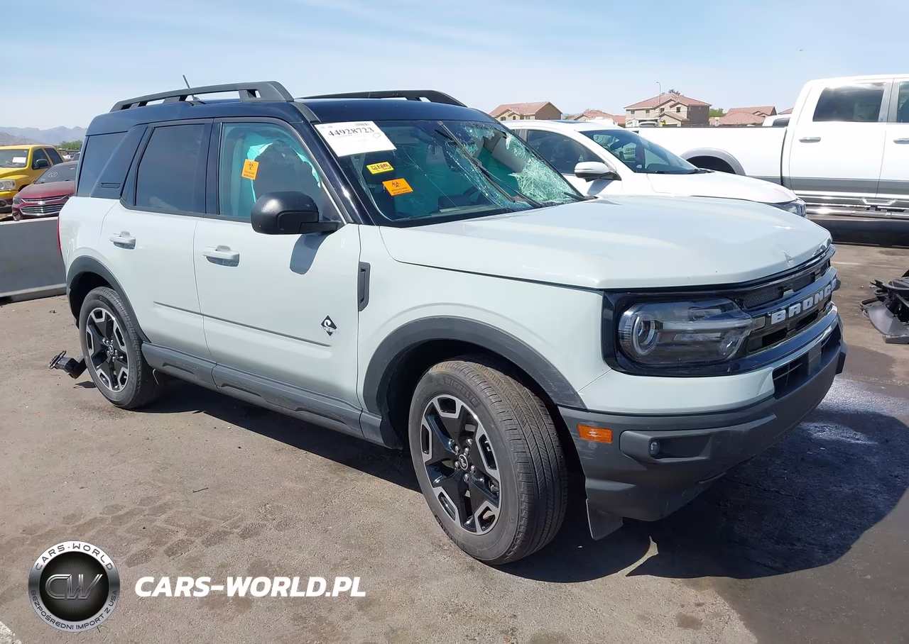 2024 Ford Bronco Sport Outer Banks – zdjęcie 1 z 10