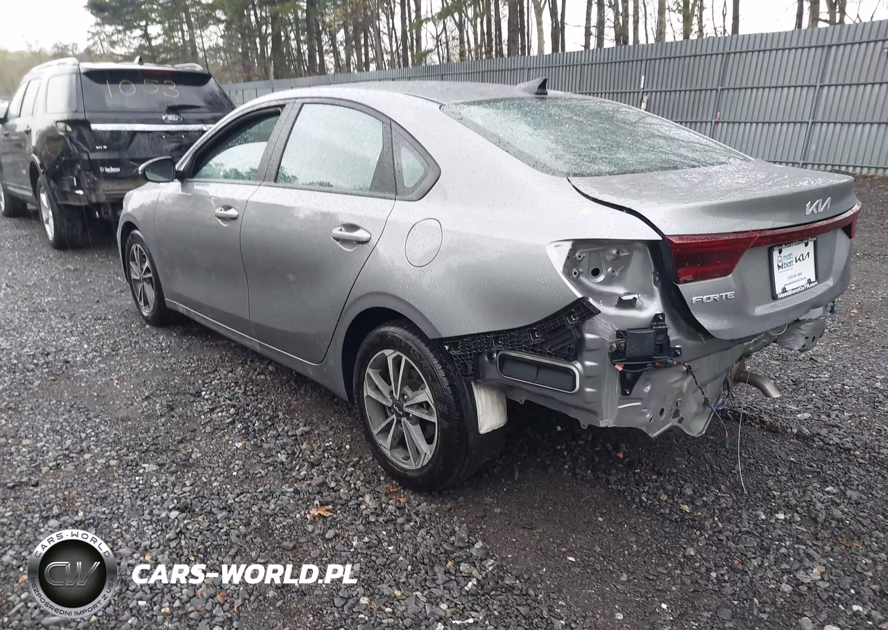 2024 Kia Forte Lxs VIN:3KPF24AD5RE805879 - 3
