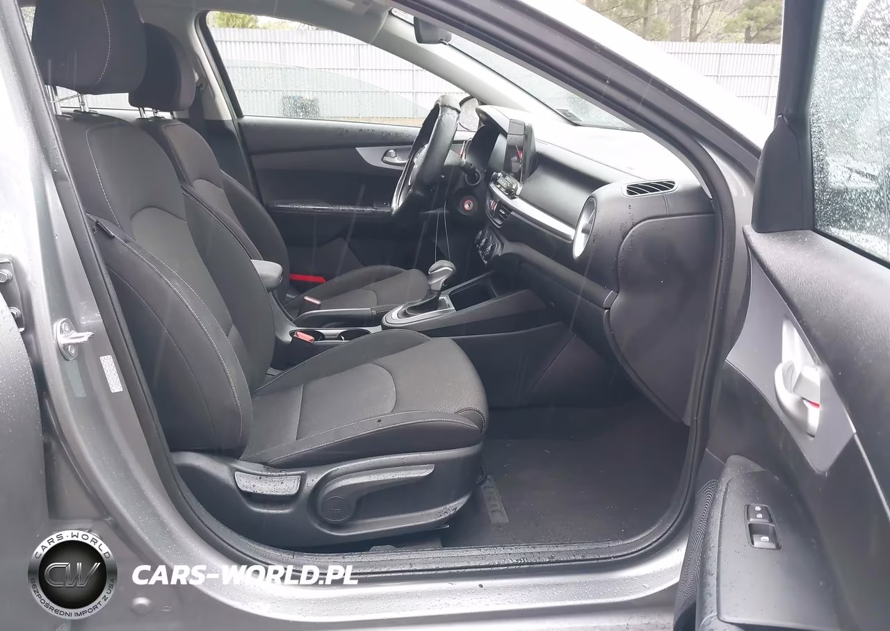2024 Kia Forte Lxs VIN:3KPF24AD5RE805879 - 5