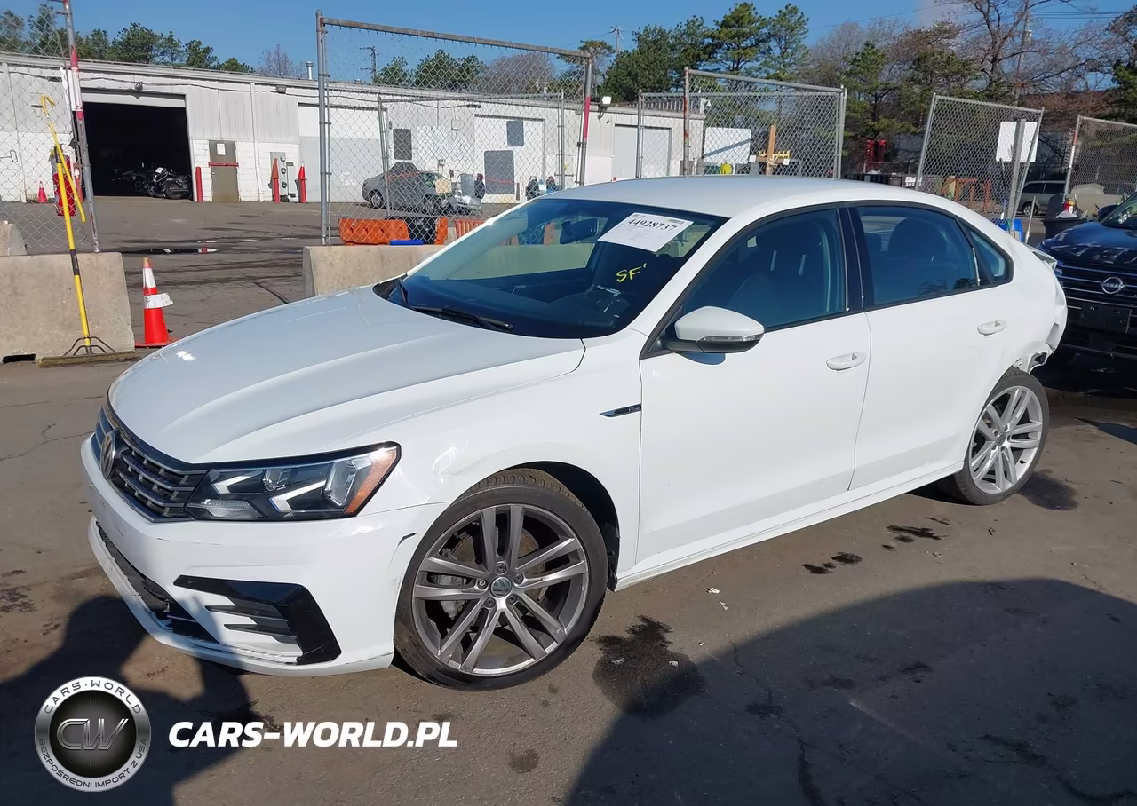 2018 Volkswagen Passat 2.0T R-Line-2.0T S VIN:1VWAA7A36JC030250 - 2