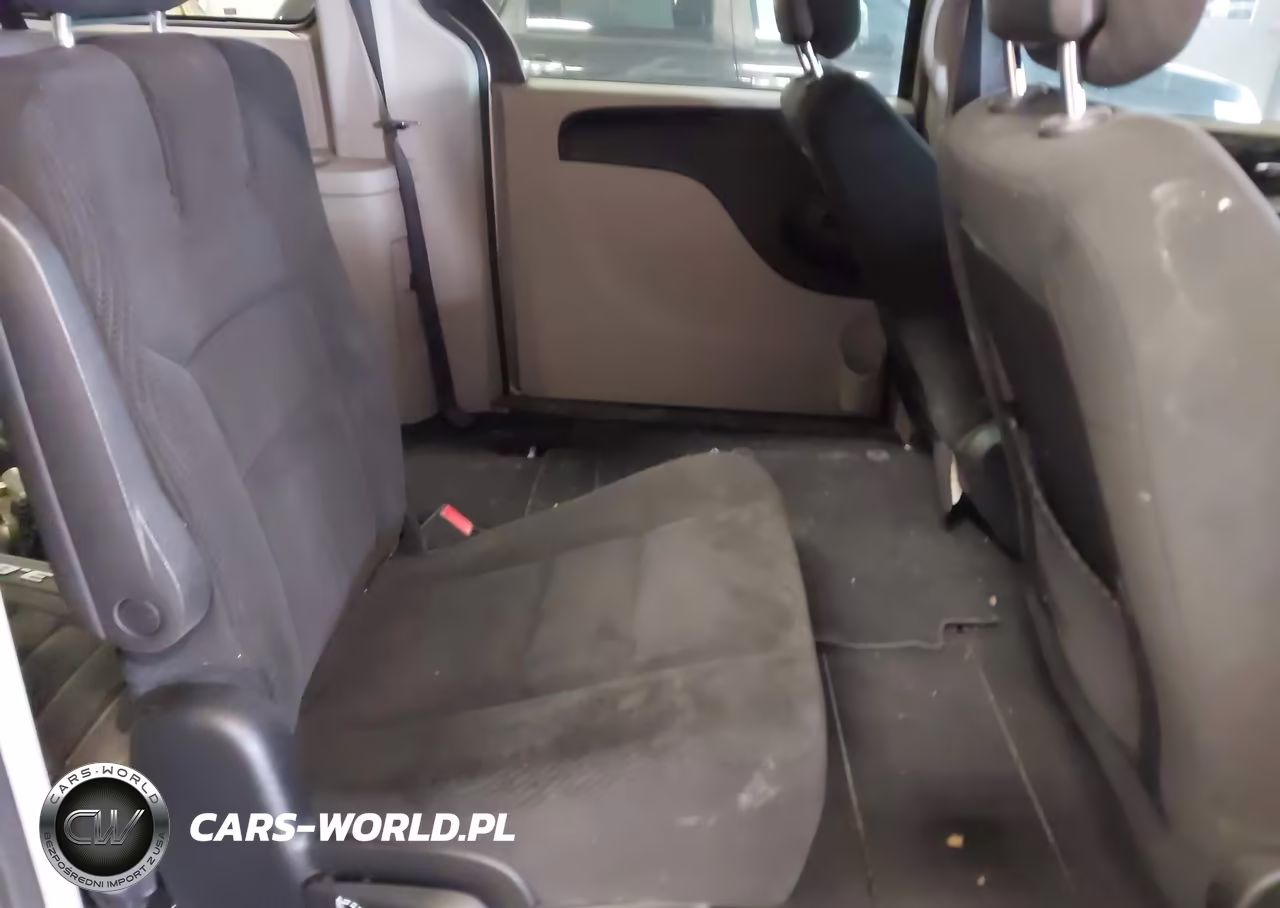 2016 Dodge Grand Caravan American Value Pkg VIN:2C4RDGBG1GR196643 - 8