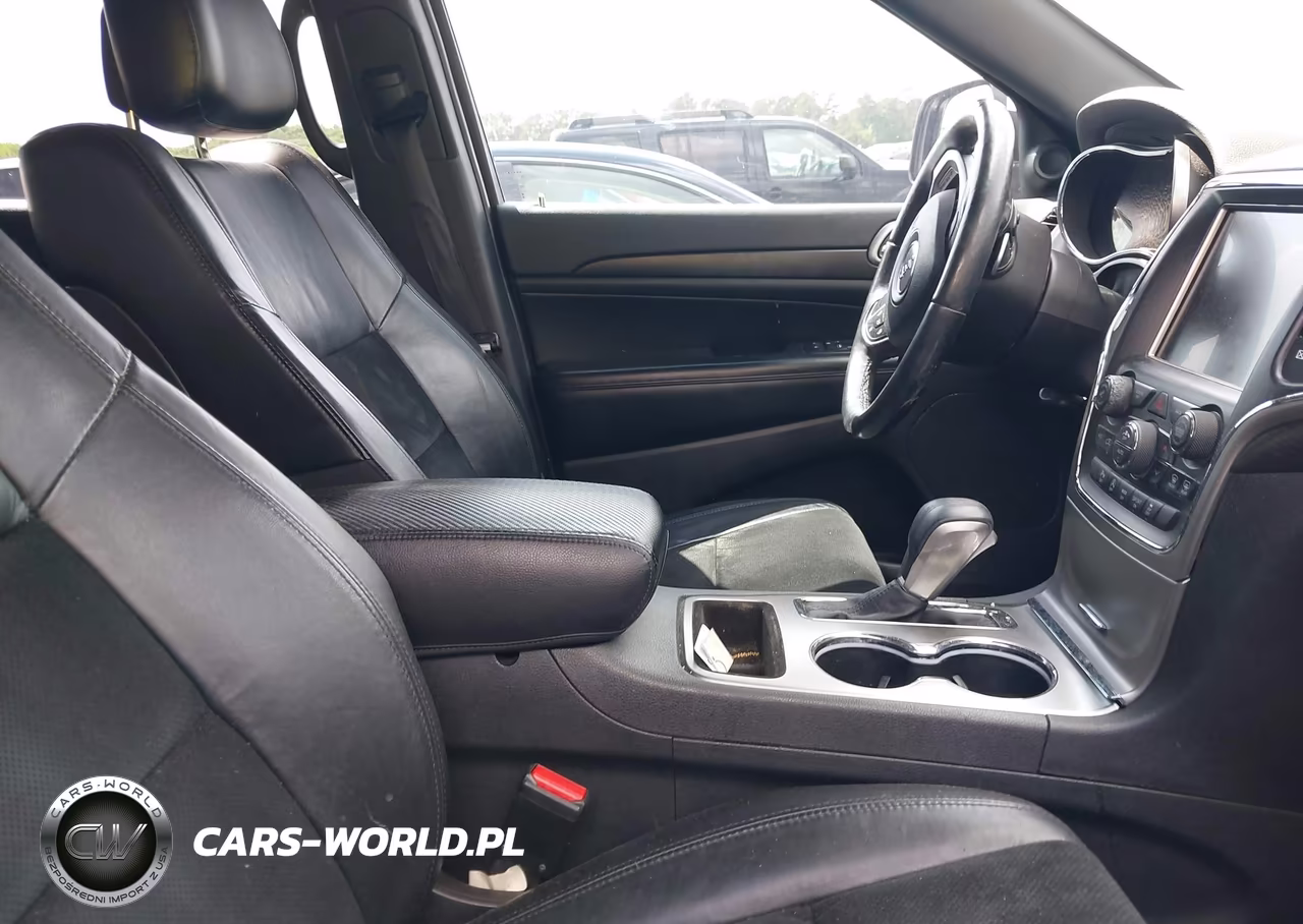 2017 Jeep Grand Cherokee Altitude 4X2 VIN:1C4RJEAG5HC823126 - 5