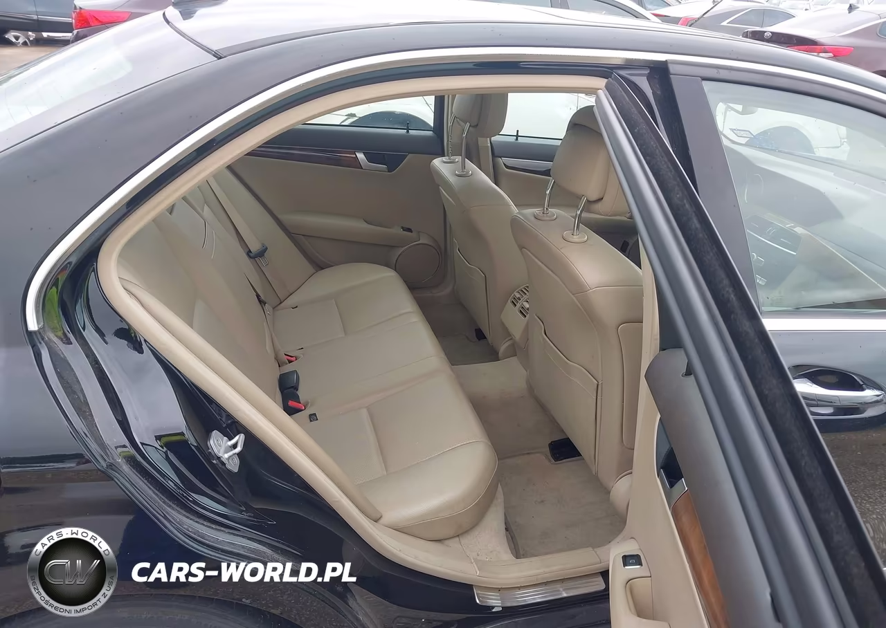 2012 Mercedes-Benz C 250 Luxury-Sport VIN:WDDGF4HB7CA609309 - 8