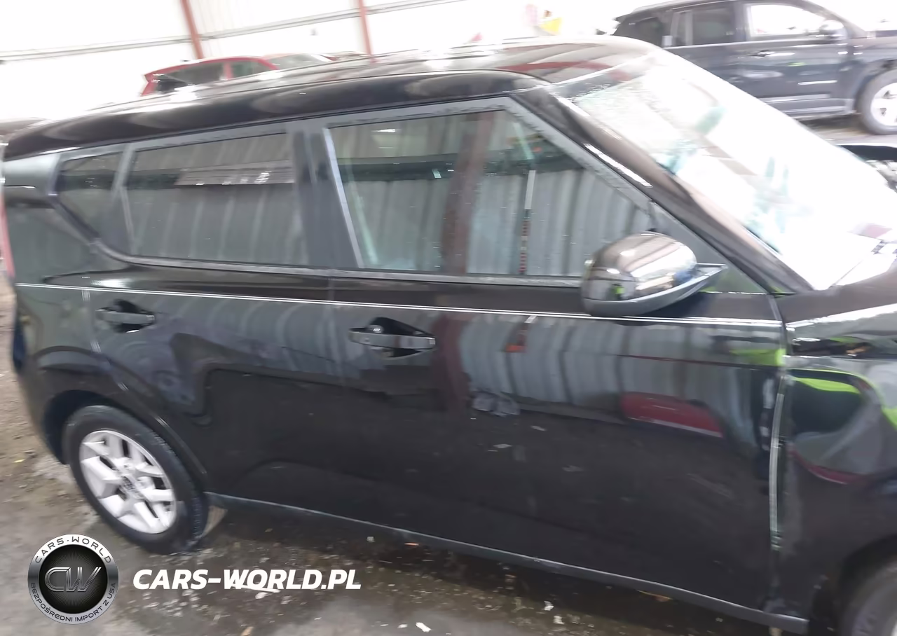 2023 Kia Soul S VIN:KNDJ23AU7P7850761 - 13